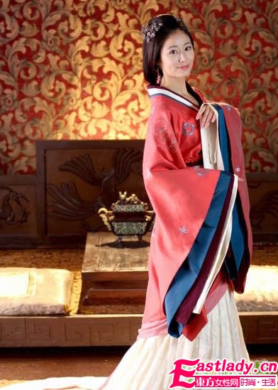 學林心如保養(yǎng)皮膚玩轉(zhuǎn)美人心計