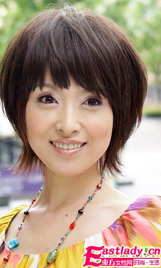 不同年齡女人的最佳時尚發(fā)型