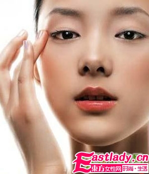 眼部保養(yǎng)謹(jǐn)防7大誤區(qū)