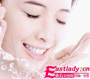 日常洗臉美膚的十個誤區(qū)