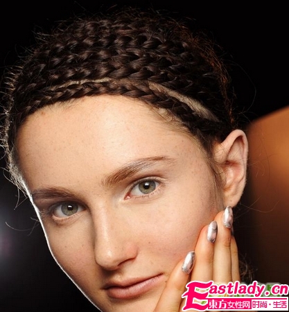 高難度 螺旋式多層麻花辮