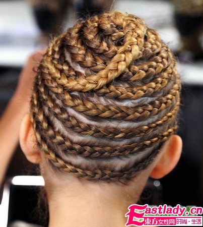 高難度 螺旋式多層麻花辮