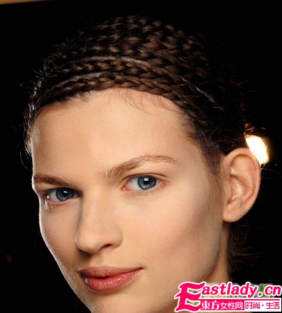 高難度 螺旋式多層麻花辮