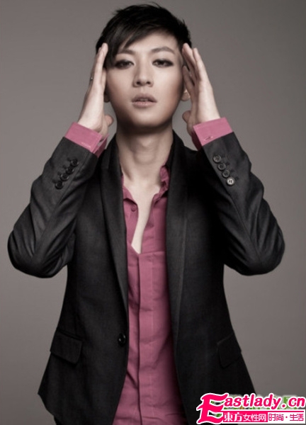 愛化妝的男星們