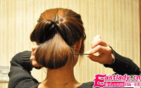 3分鐘學會的韓式扎發(fā)