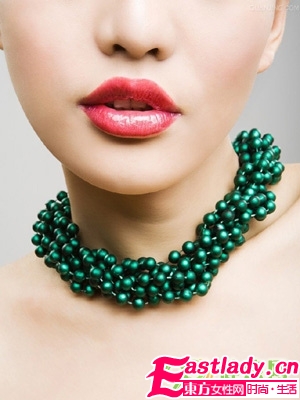 唇部養(yǎng)護(hù)5步走 養(yǎng)出水潤(rùn)唇