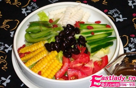 五行與美容的關(guān)系 易長(zhǎng)痘的出生時(shí)間