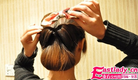 3分鐘學會的韓式扎發(fā)