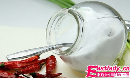 怎樣用鹽美容 鹽洗臉好處多