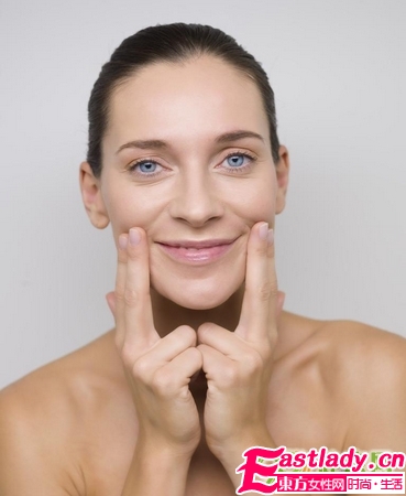 面部皮膚按摩的10個好處