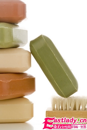 讓肌膚越來越糟的護(hù)膚方法