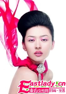 夏季 教你畫個(gè)清靚時(shí)尚薄紗妝