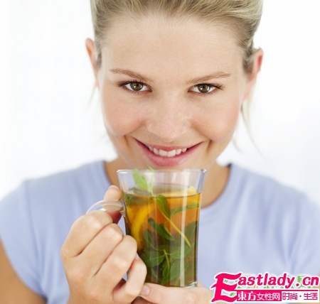 女人美容養(yǎng)顏要喝這10種茶