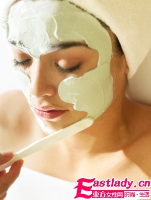 6個(gè)不靠譜的面膜使用方法