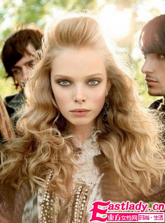 長(zhǎng)劉海怎么打理 Half Up發(fā)型