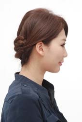 超時尚的麻花辮盤發(fā)