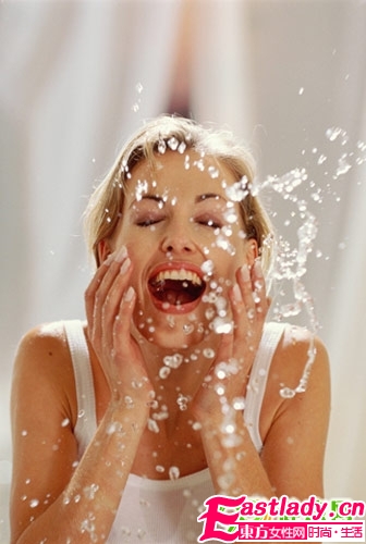 推薦 必知早秋換季護(hù)膚要點