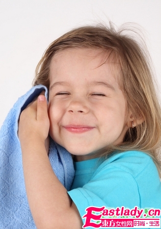 保濕洗臉和毛孔洗臉哪個(gè)適合你