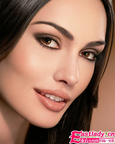 用眼霜的五個(gè)誤區(qū)