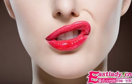 嘴唇干裂怎么保護(hù)是最快最好