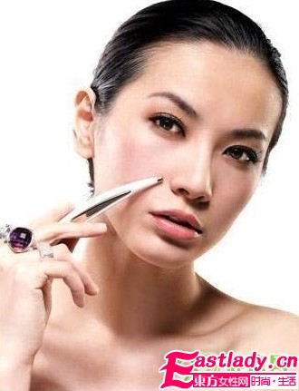 毛孔粗大的原因及縮小毛孔對(duì)策