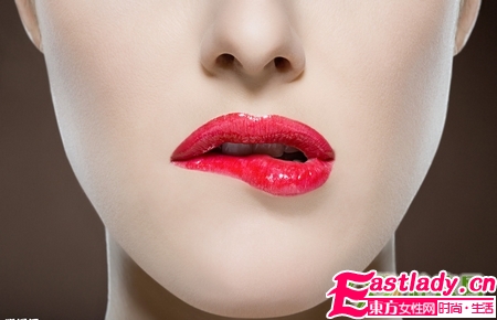 嘴唇干裂怎么保護(hù)是最快最好