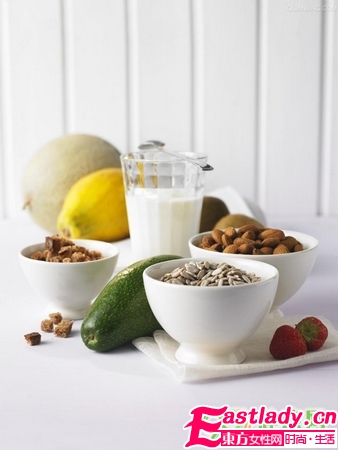 酸奶9個(gè)超簡(jiǎn)單的DIY面膜 簡(jiǎn)單便宜有效