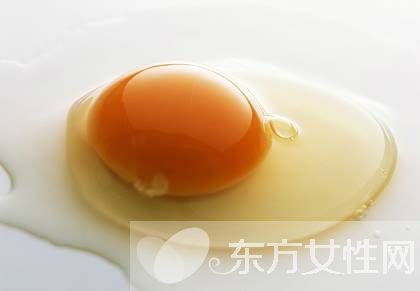 生吃雞蛋的危害 一不小心細(xì)菌就進(jìn)了口