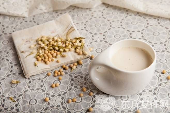 花式豆?jié){養(yǎng)人又養(yǎng)胃 7種花式豆?jié){你值得擁有