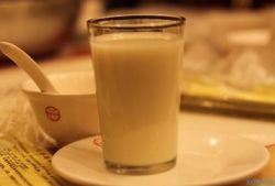 豆?jié){的功效與作用 健康從喝豆?jié){開(kāi)始