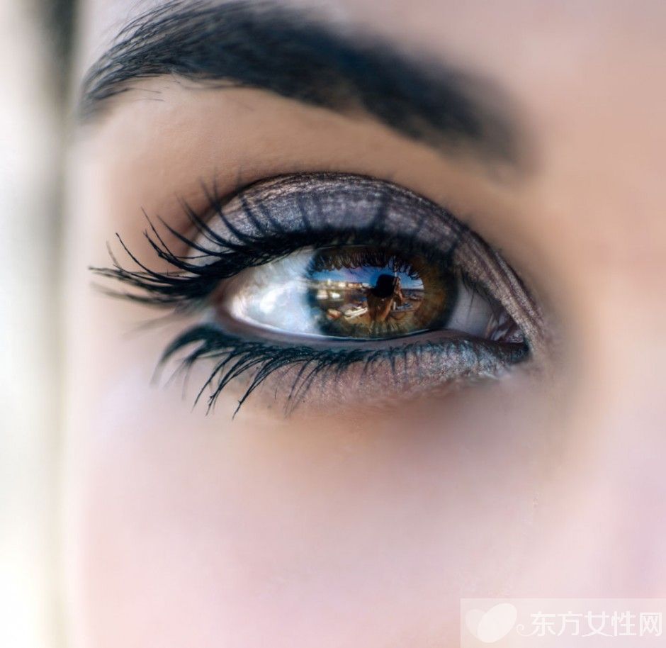 虹膜炎癥狀有哪些 虹膜炎吃什么好