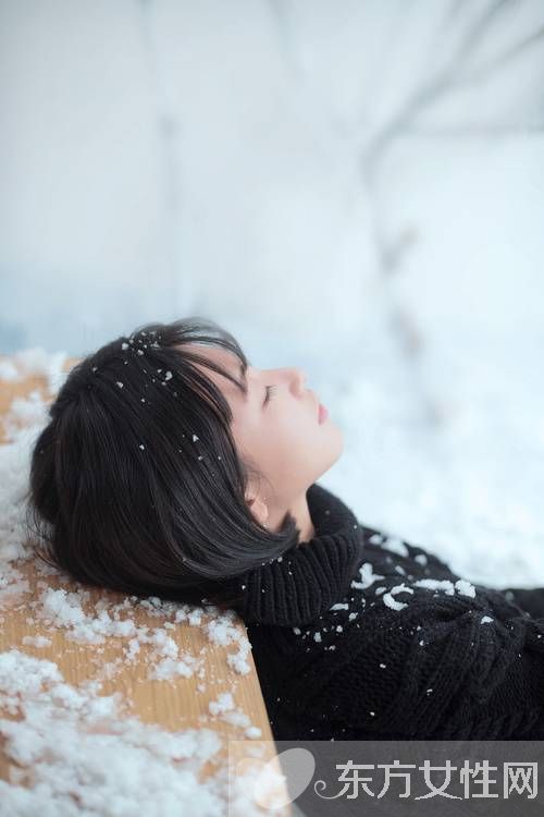 換季護(hù)唇誤區(qū)和法寶 讓你輕松對付干裂和死皮