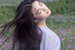 迎風(fēng)流淚是不是非常讓你尷尬 那么這是病嗎