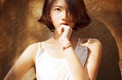 女性經(jīng)期頭疼 這樣做頭痛遠離你