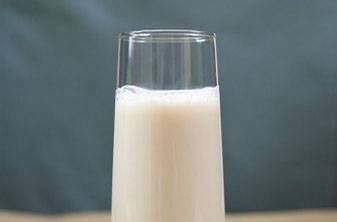 胃不好可以喝酸奶嗎 酸奶和牛奶哪個(gè)養(yǎng)胃