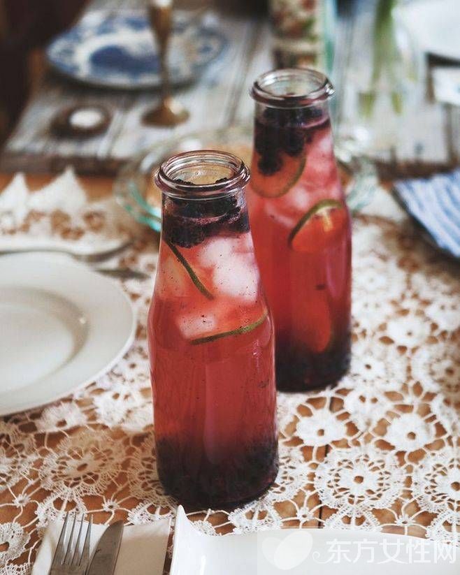 胃酸過多的癥狀 都有什么危害該怎么去治療呢