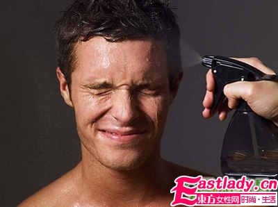 男子護(hù)膚應(yīng)該注意6個(gè)細(xì)節(jié)