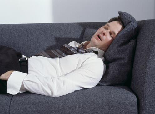 睡覺(jué)流口水的原因 還枕頭一片凈地