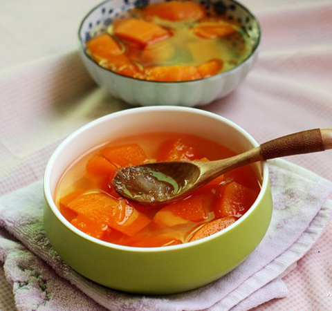 揭燕窩的功效 教你最滋補(bǔ)的新吃法