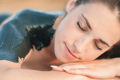 白帶帶血是怎么回事 白帶帶血需要注意什么