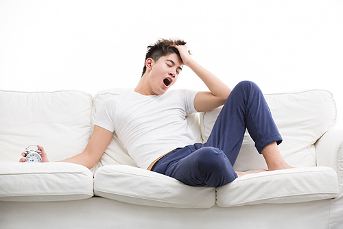 為什么老打哈欠 小心是腦部缺氧