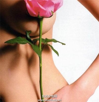 女性乳暈周圍長(zhǎng)有小疙瘩是怎么回事