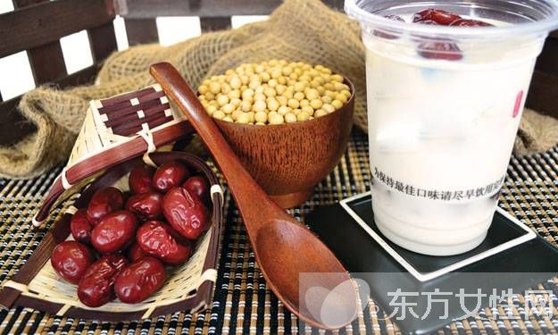 豆?jié){什么時(shí)候喝好 豆?jié){的功效與作用有哪些