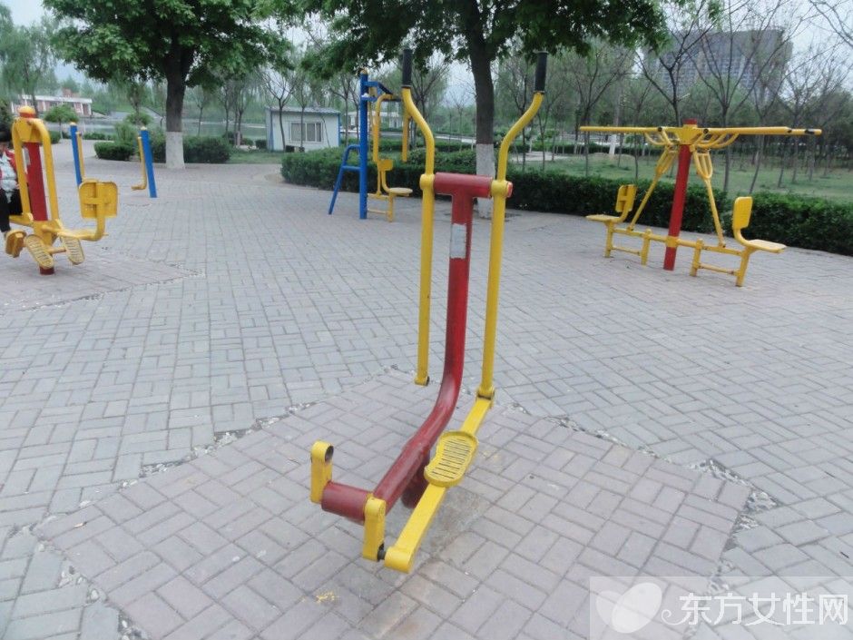 合理運(yùn)用戶外健身器材 這些方面一定要注意