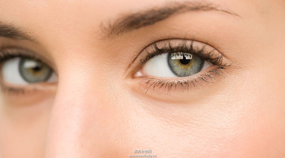 上眼皮突然下垂怎么辦 這可能是疾病信號