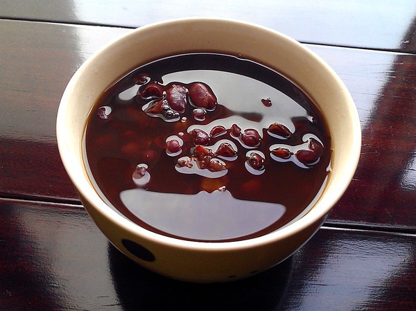 初夏天氣忽冷忽熱 預防病毒性感冒該吃什么藥