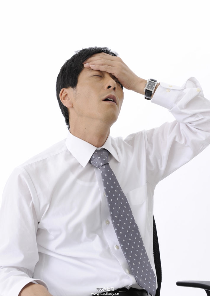 白領(lǐng)頭疼是怎么回事 吃什么藥效果好