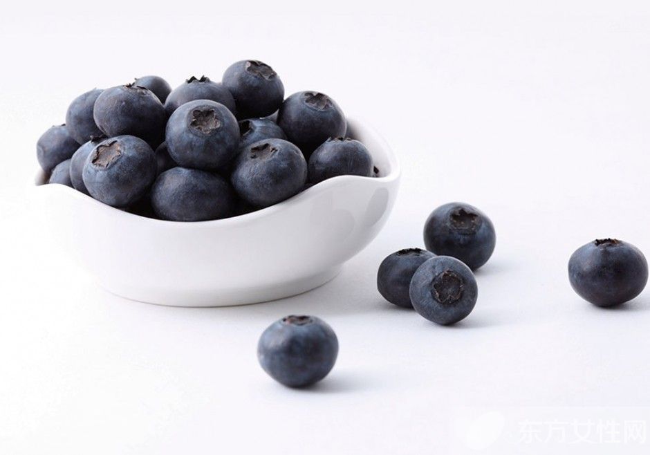 老年人謹(jǐn)防這些常見眼病 常吃這些水果保護眼睛哦