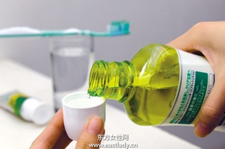 你知道漱口水的作用嗎 漱口水趕異味是第一