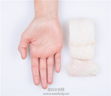 一天我們要吃多少東西 手掌測(cè)量食物方法大公開(kāi)